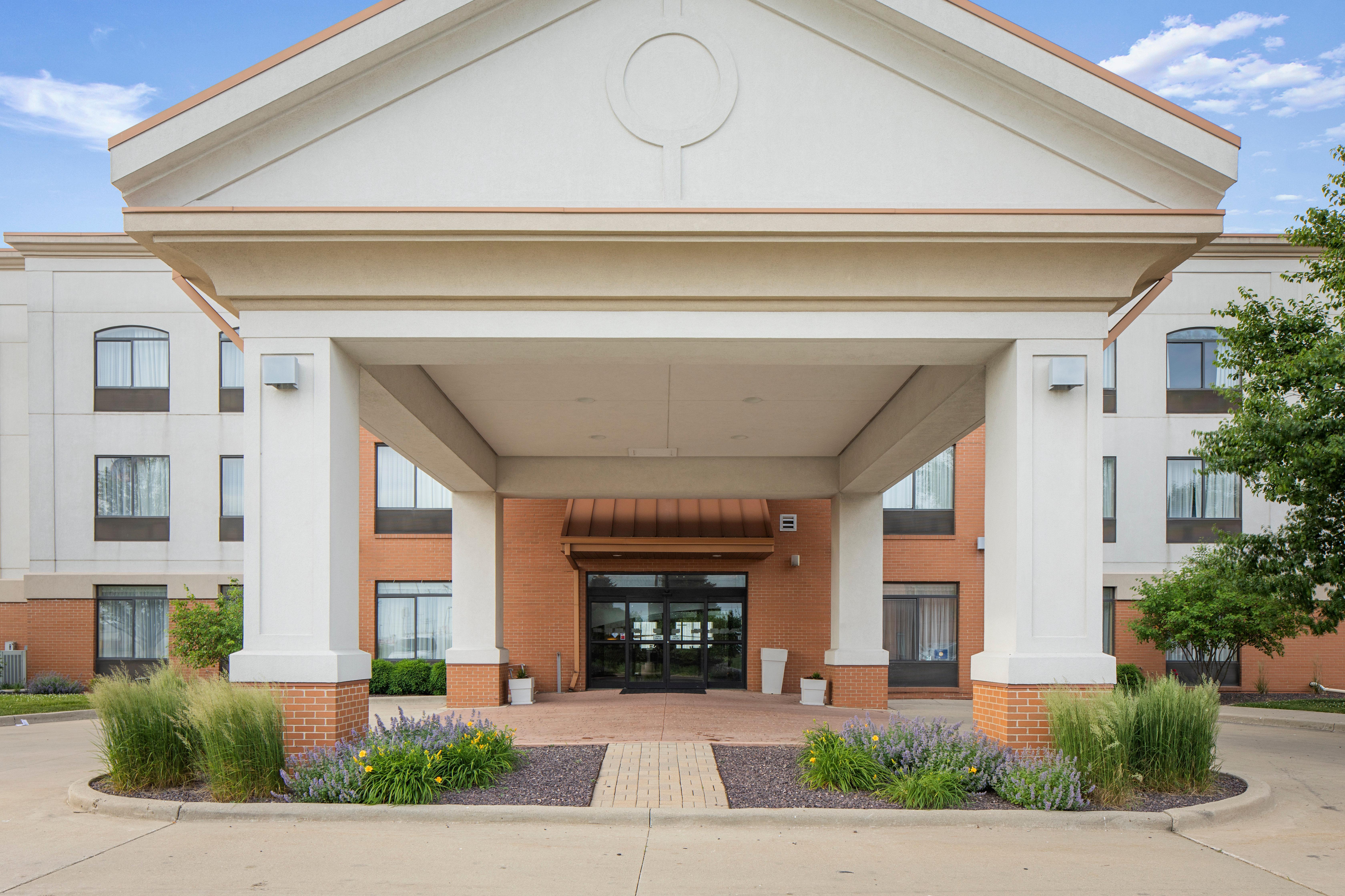 Holiday Inn Express Bloomington West By Ihg Dış mekan fotoğraf